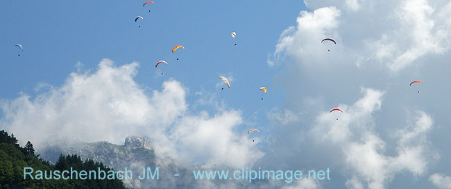 parapente forclaz.jpg